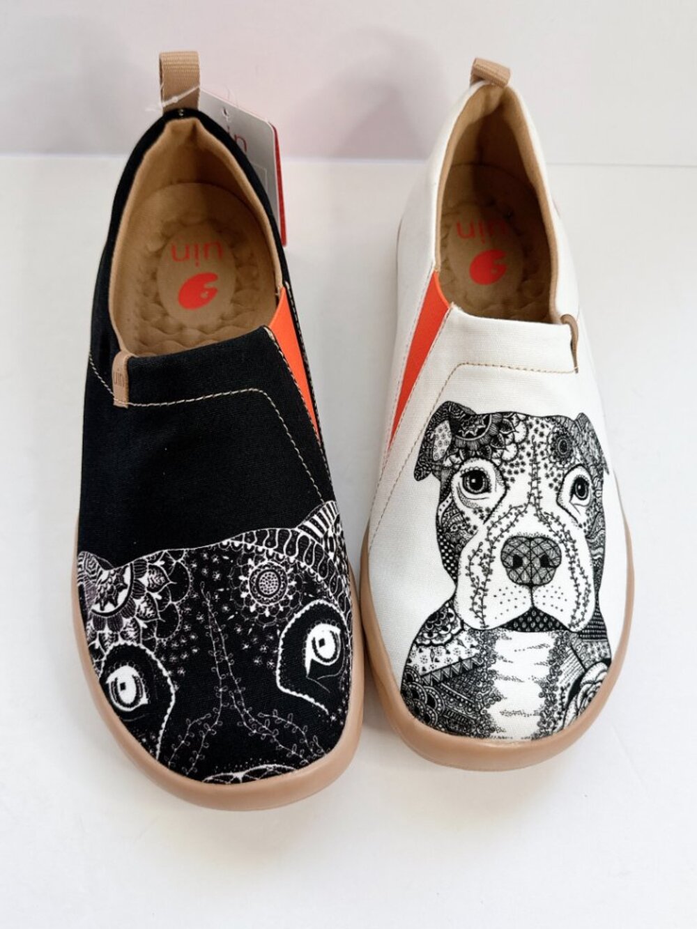 Mens Size 8.5 NWT UIN Bulldog Art Canvas Slip-On Shoes Black White Flats